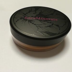 bareMinerals tinted hydrating mineral Veil powder.